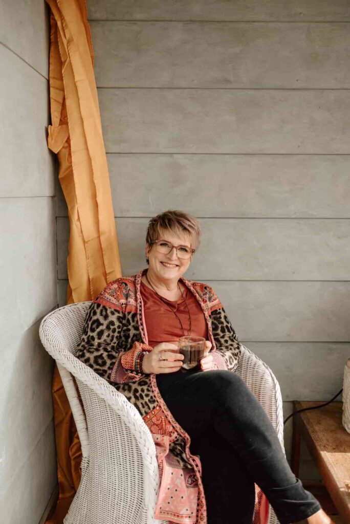 Sonia Skewes, Integrative Financial Therapist and trauma-responsive practitioner in Penguin, Tasmania offering EMDR-informed therapy, money trauma support, nervous system healing and telehealth counselling across Australia.